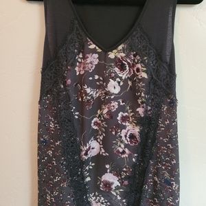 Maurices Womens Sz1 Sleeveless Blouse, Smoke/Multi